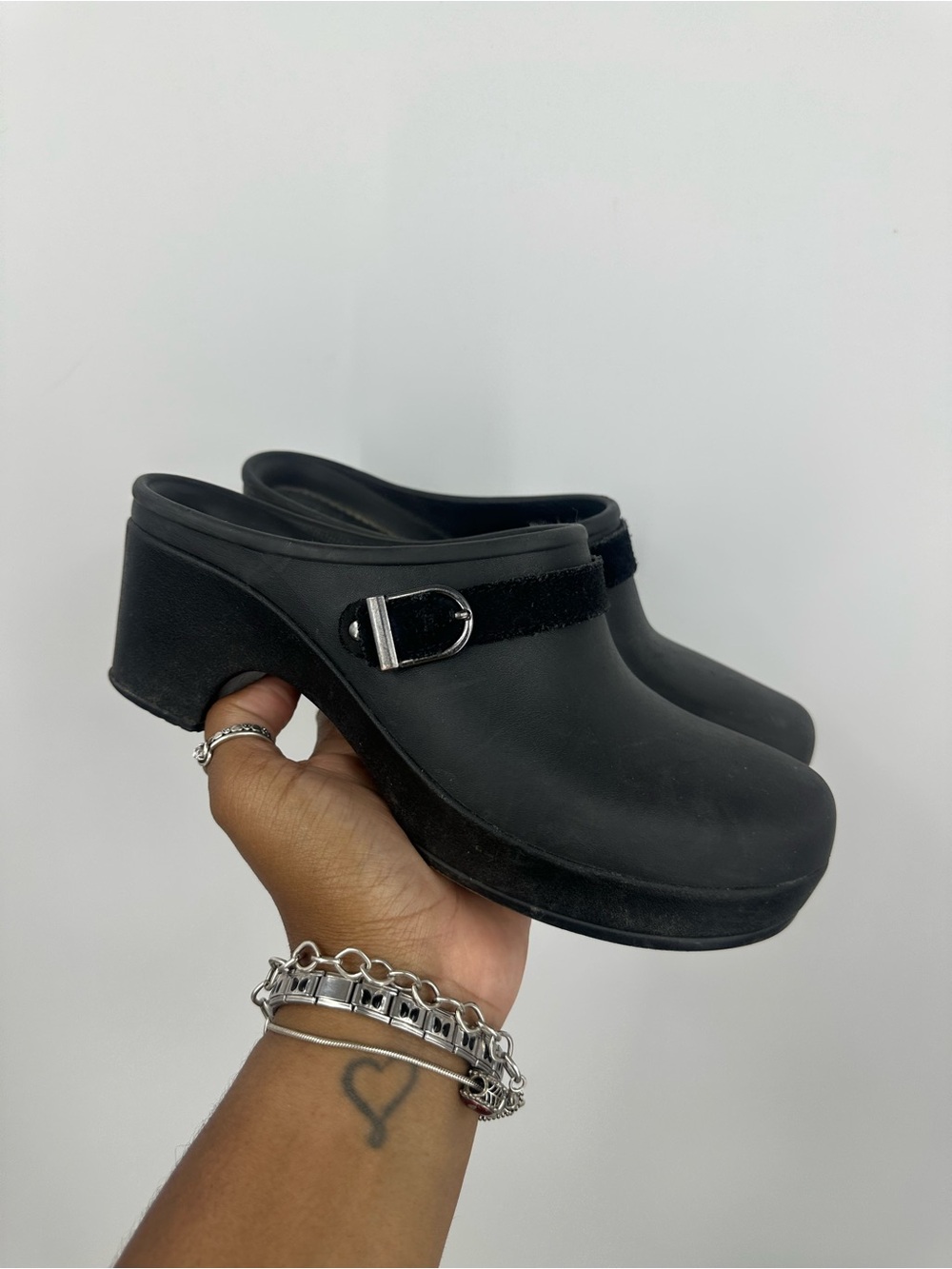 Crocs Black Sarah Clog Mule Size Women's 7 Platforms Chunky Grunge - Picture 4 of 10